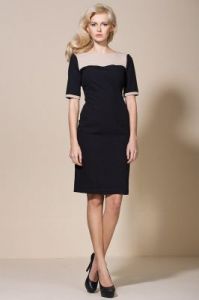 Czarna Minimalistyczna Sukienka z Kontrastowym Beżowym Karczkiem